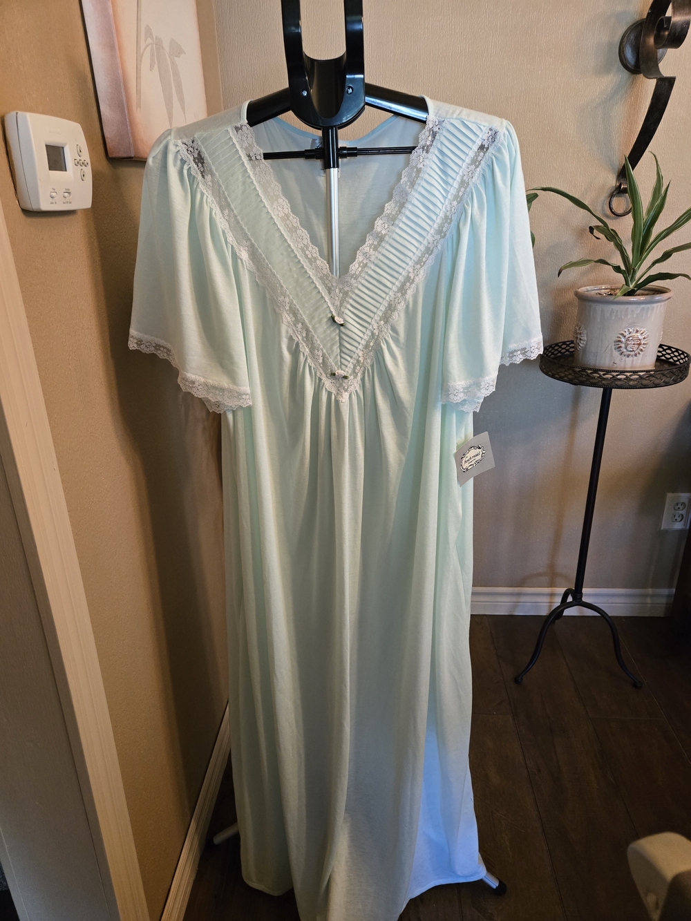 NWT French Maid Classic Lace Trim Women's Nightgown - Mint